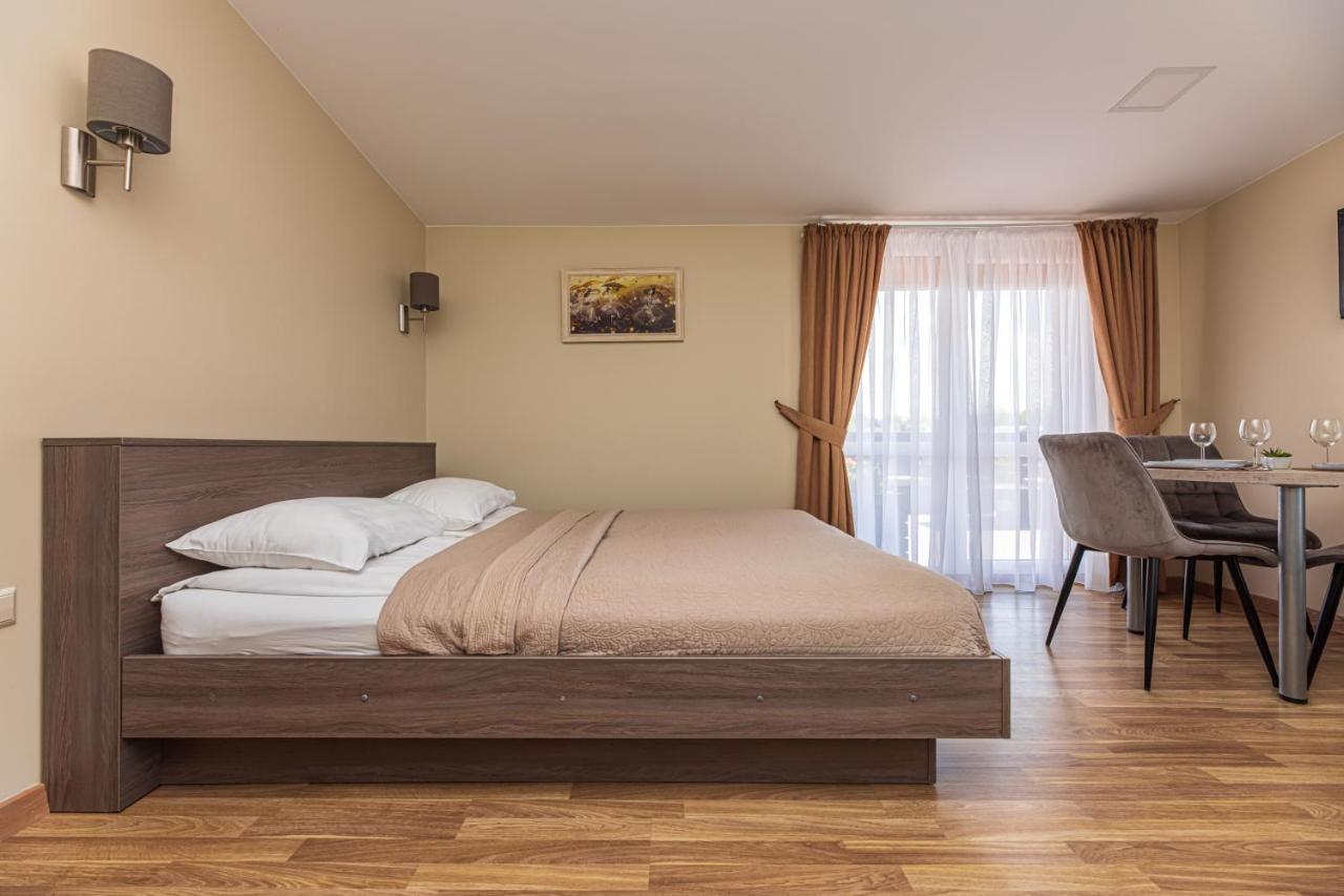 Palangos Vila Apartments Palanga Ngoại thất bức ảnh
